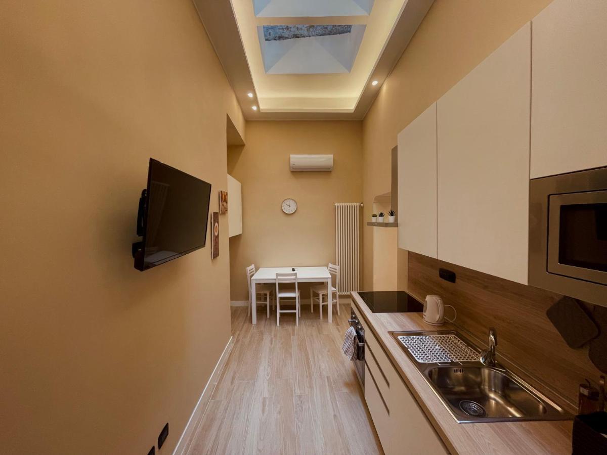 La Suite Di Dante Napoli Экстерьер фото