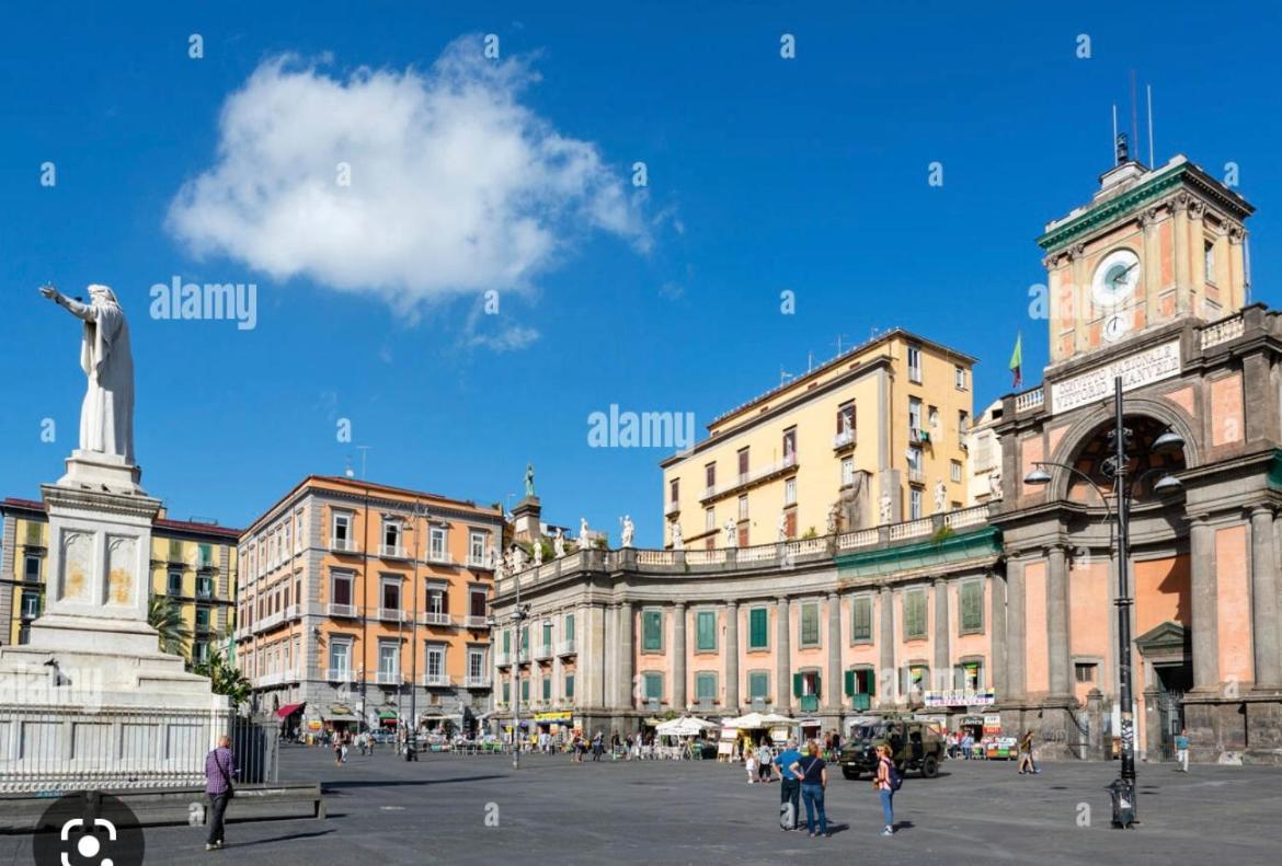 La Suite Di Dante Napoli Экстерьер фото